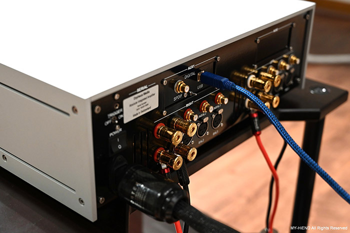 纯净透明的不凡气质: 瑞士Orpheus Absolute综合放大器