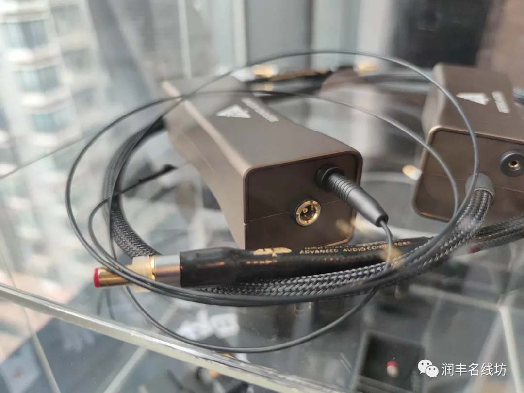 1633844349102639.jpg 640.webp (3).jpg